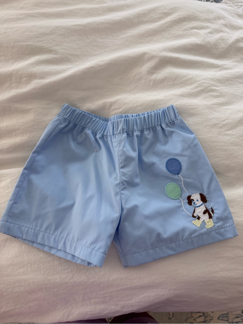 NWT TBBC boys Shorts with Puppy Balloon Embroidery. Size 3T